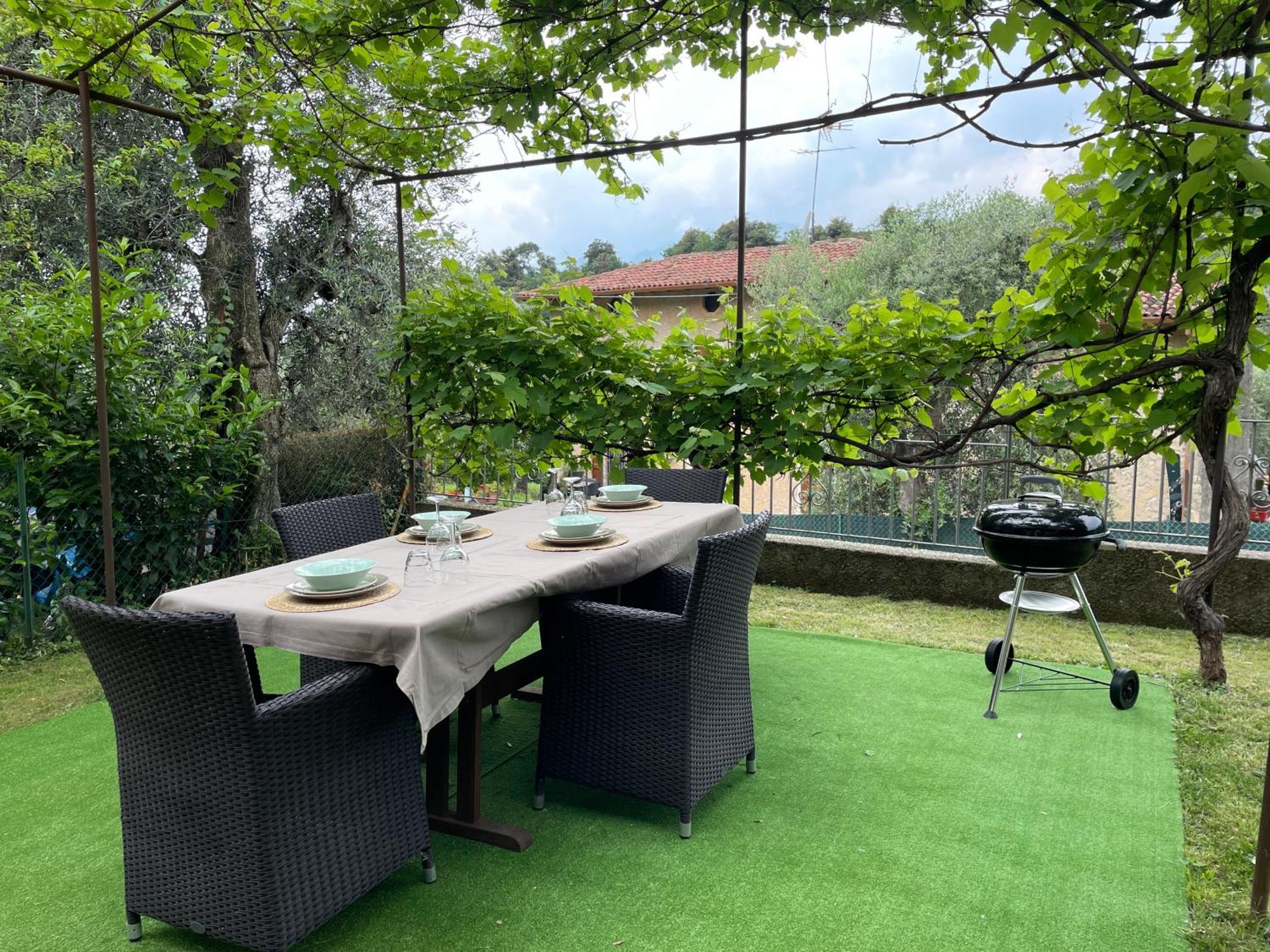 Casa Mario & Laura Ferienwohnungen Free Wi-Fi Parking Malcesine Buitenkant foto