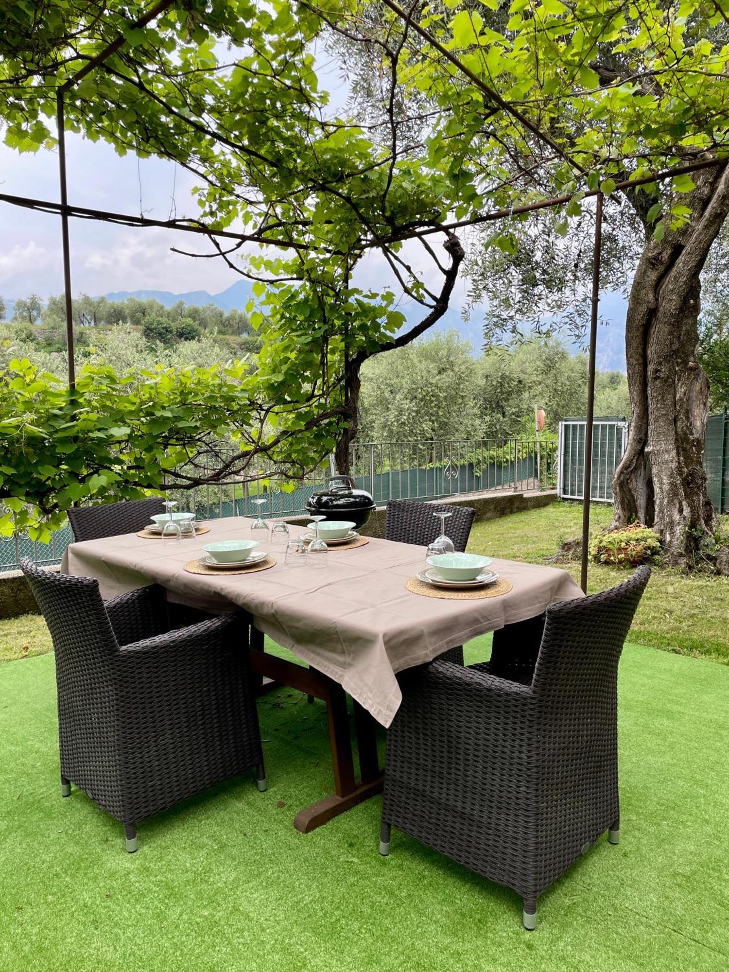 Casa Mario & Laura Ferienwohnungen Free Wi-Fi Parking Malcesine Buitenkant foto