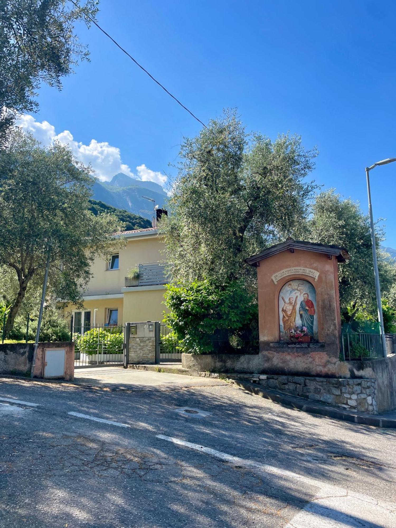 Casa Mario & Laura Ferienwohnungen Free Wi-Fi Parking Malcesine Buitenkant foto